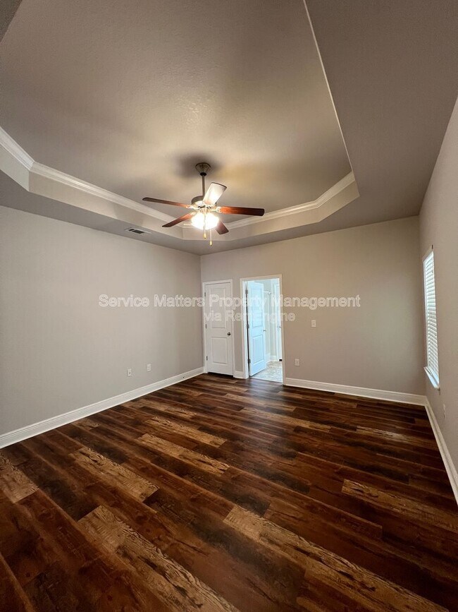 Building Photo - 5257 Parkside Dr