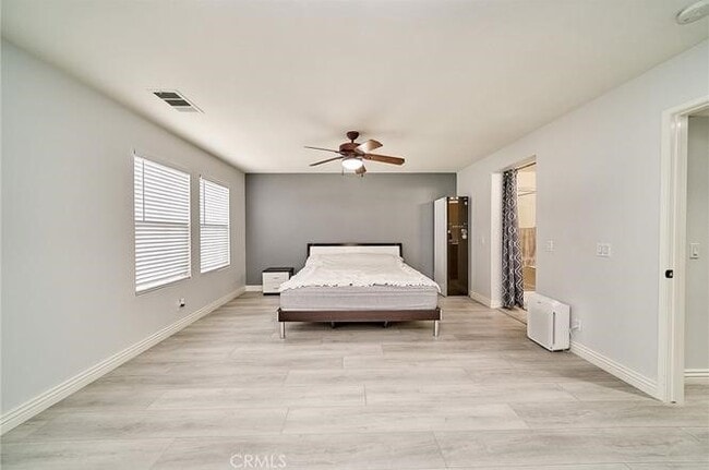Building Photo - 12573 Montaivo Ln