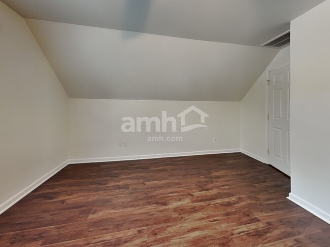 Building Photo - 5716 Keowee Way