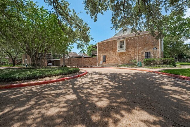 Building Photo - 887 Wax Myrtle Ln