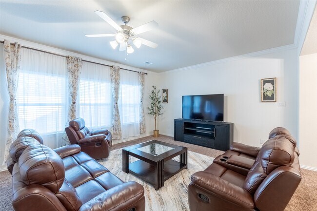 Building Photo - 11413 Hackmatack Way