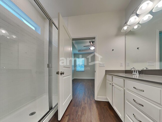 Building Photo - 2211 Saffron Walden Dr