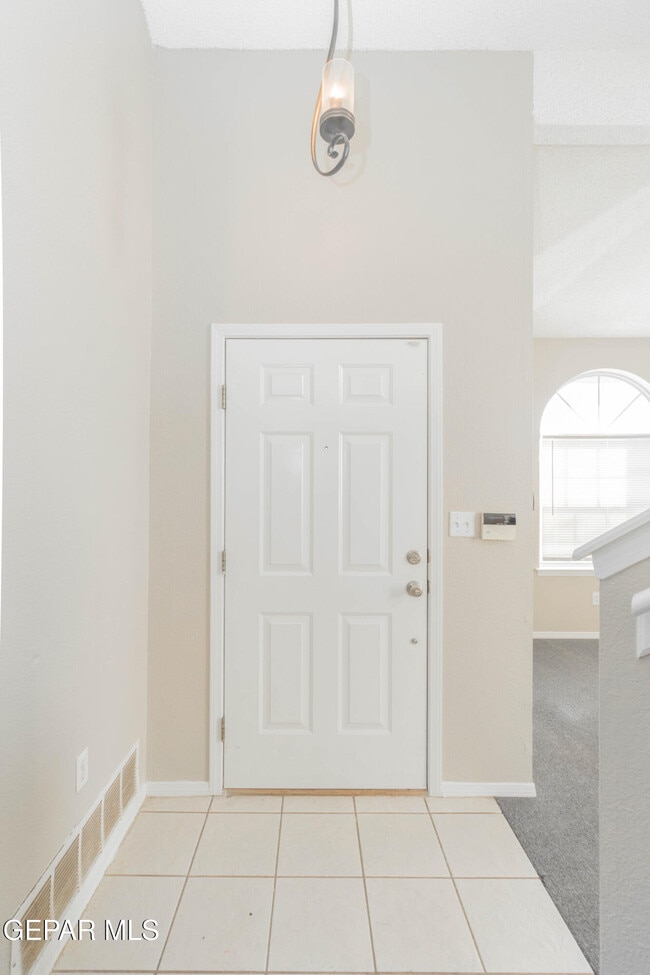 Building Photo - 12029 Crown Woods Ct