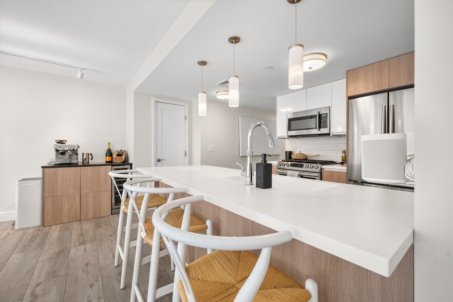 Building Photo - 16 Haynes St