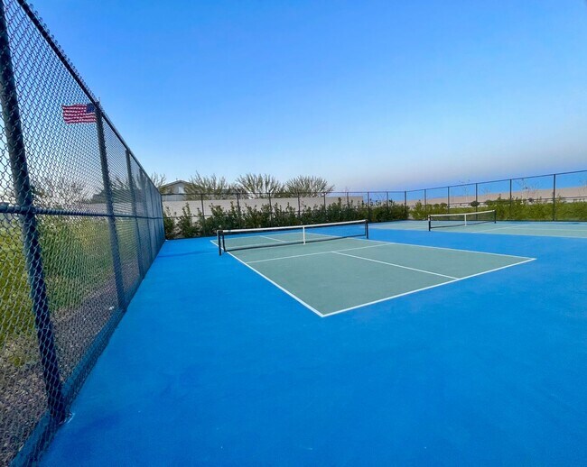 Building Photo - Single level, 4Bedrooms/3Bath TollBrother ...