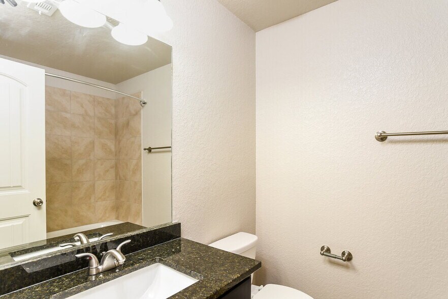 Building Photo - 2617 McCrae