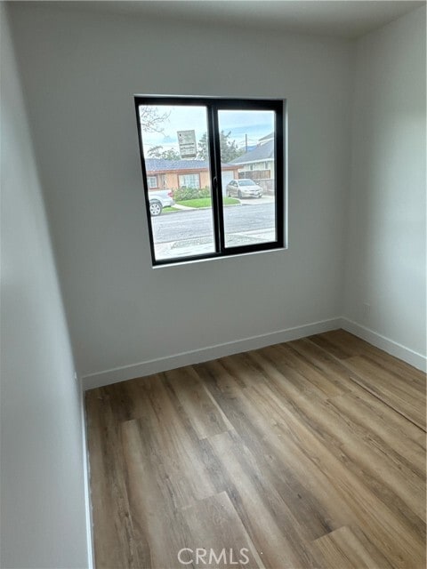 Building Photo - 551 W Crescent Dr