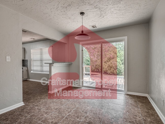 Building Photo - 10504 Ridgeview Dr