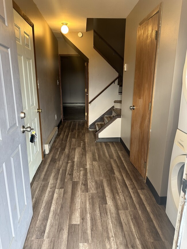 Building Photo - 175 Victoria Arms Cir