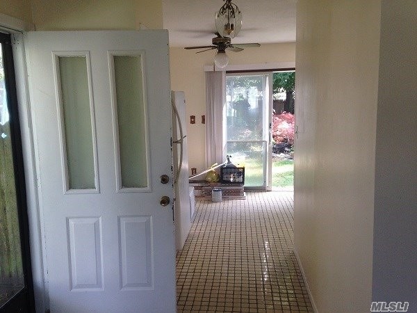 Building Photo - 17 Shamrock Ln