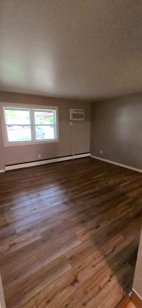 Building Photo - 1363 Vineland Ct SE