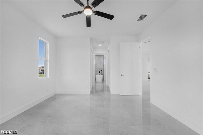 Building Photo - 3812 NW 38th St