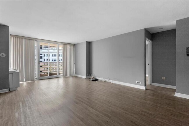 Primary Photo - 1 bedroom in Chicago IL 60660
