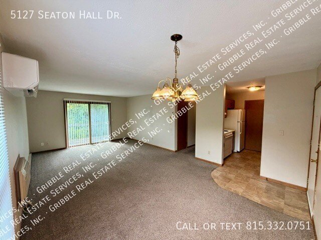 Building Photo - 5127 Seaton Hall Dr