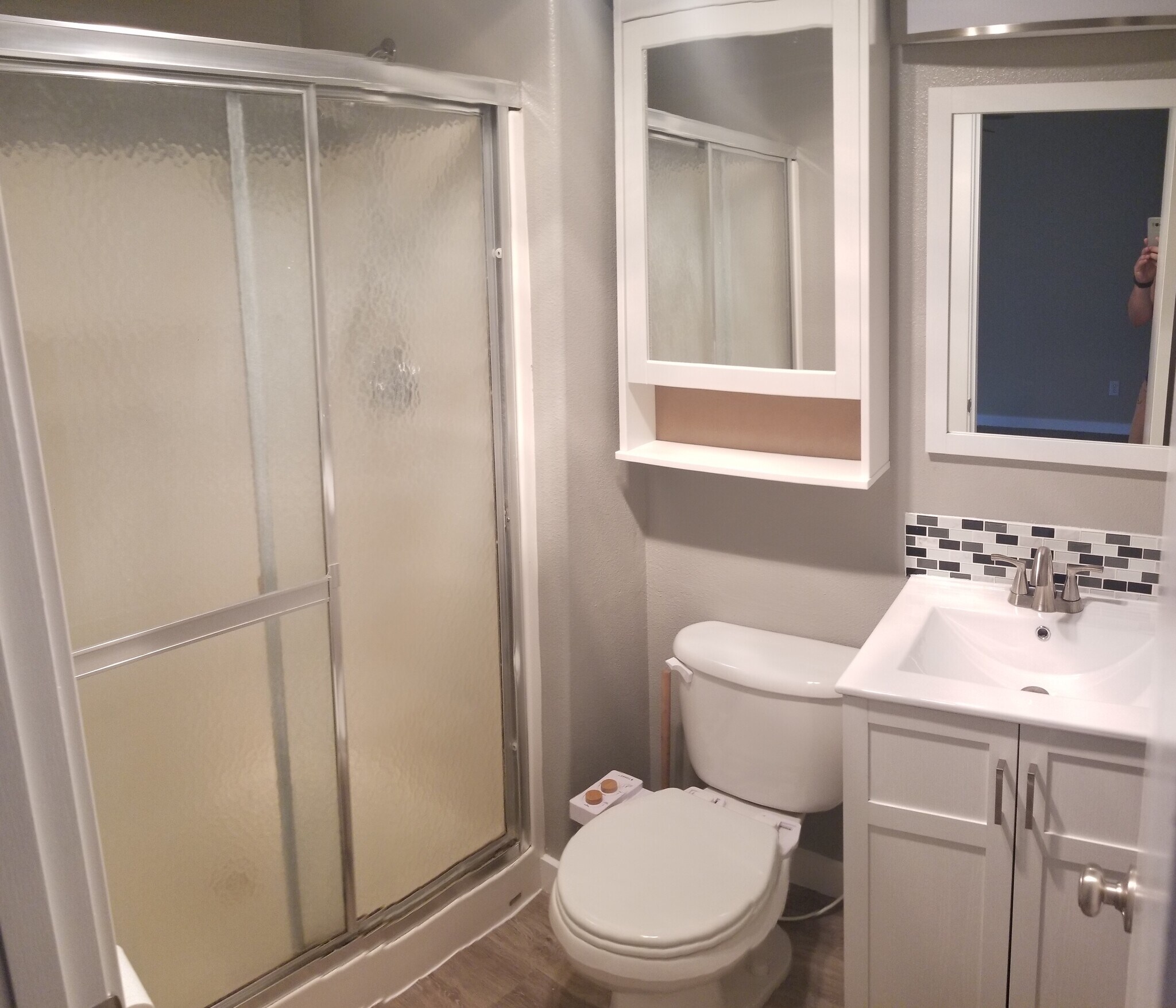 Master bathroom. - 15503 NE 83RD ST