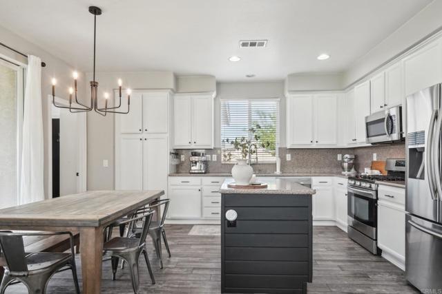 Building Photo - 80549 Tinsley Ave