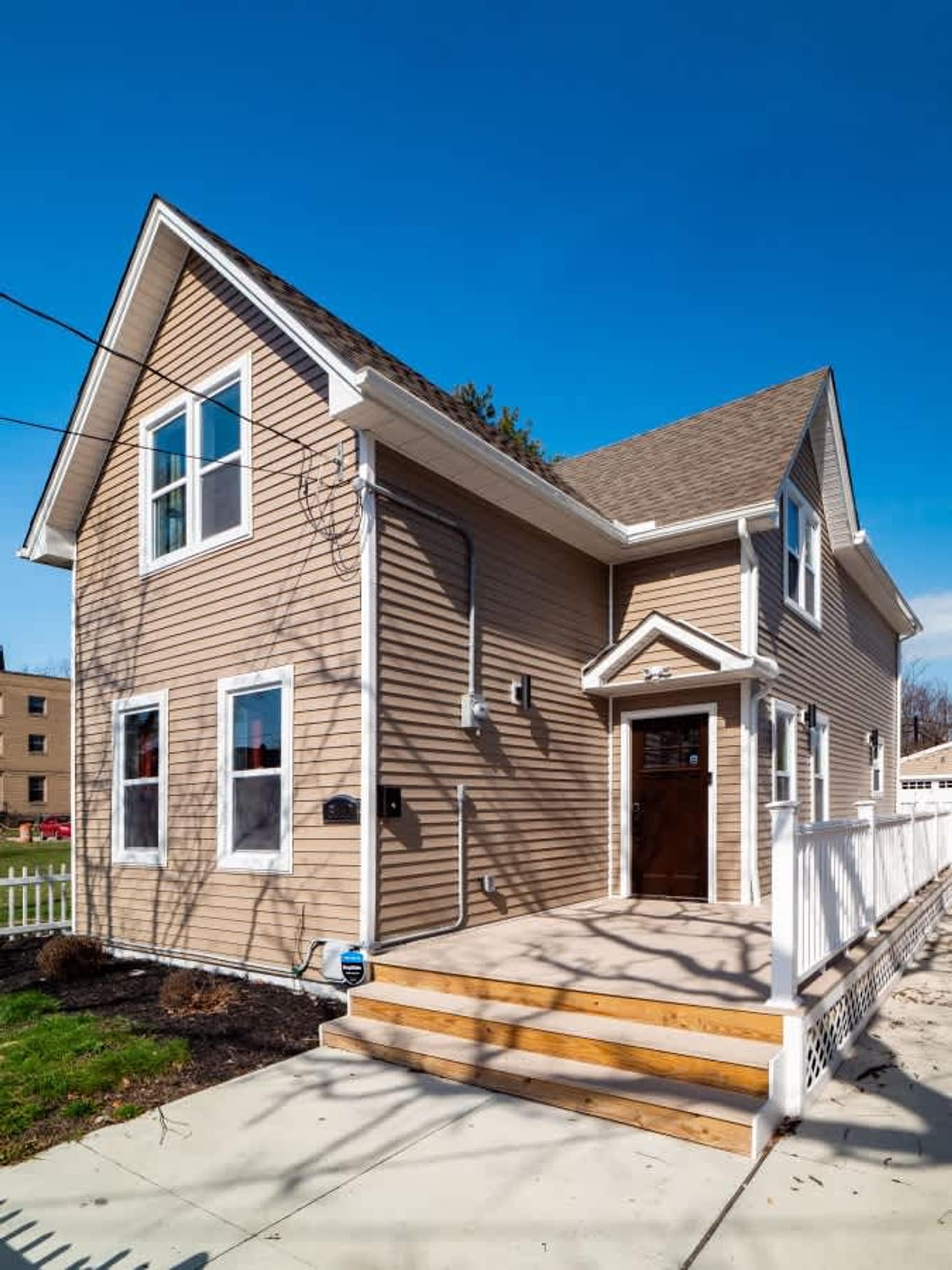 Building Photo - 6110 Lawn Ave