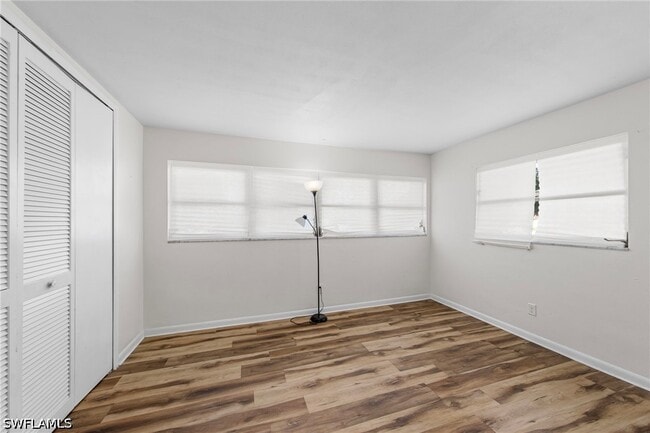 Building Photo - 1211 SE 34th St