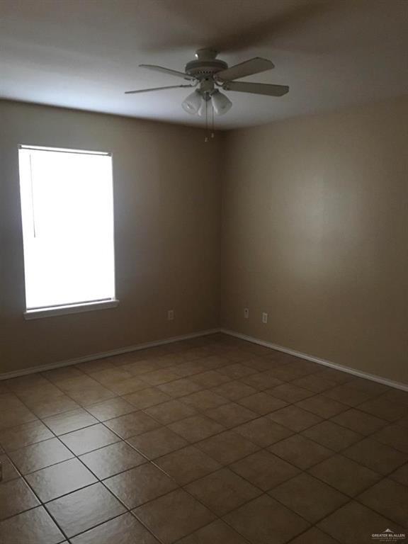 Building Photo - 1006 Lilia Dr