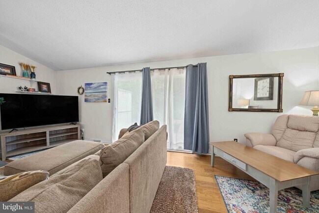 Building Photo - 3415 Pebble Beach Dr