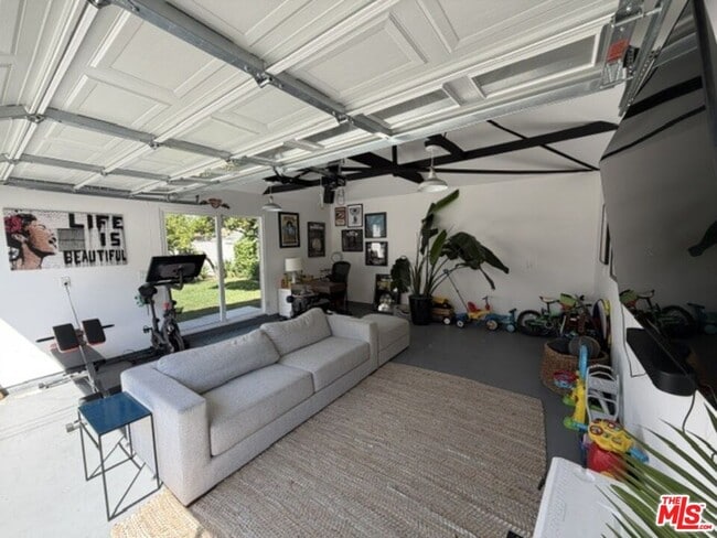 Building Photo - 1768 S Fairfax Ave