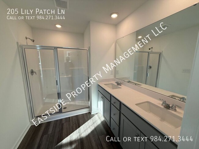 Building Photo - 205 Lily Patch Ln