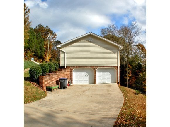 Building Photo - 3 Bedroom / 2.5 Bath Home ? Kingsport, TN