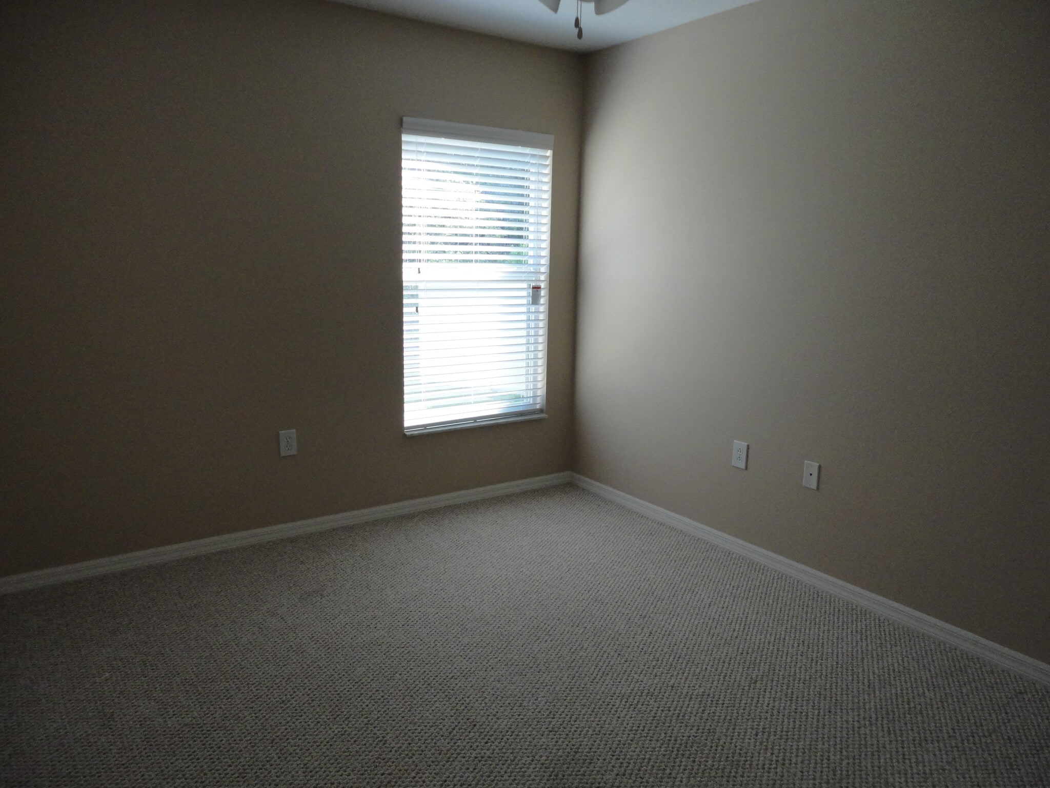 Building Photo - 30450 Wrencrest Dr