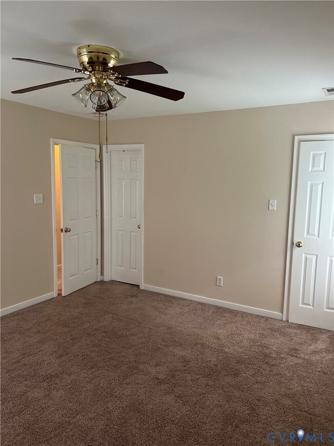 Building Photo - 9055 Castle Point Rd