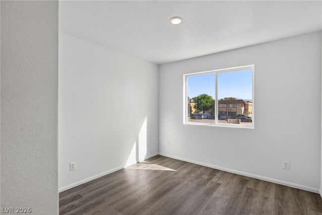 Building Photo - 2301 Seco Adobe Cir