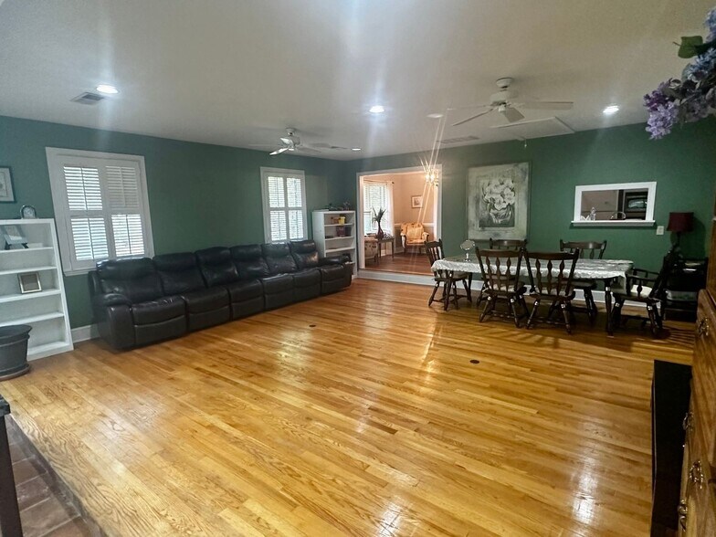 Building Photo - 4316 Brookwood Rd