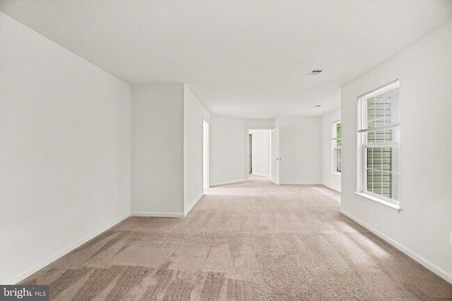 Building Photo - 9308 Paul Dr