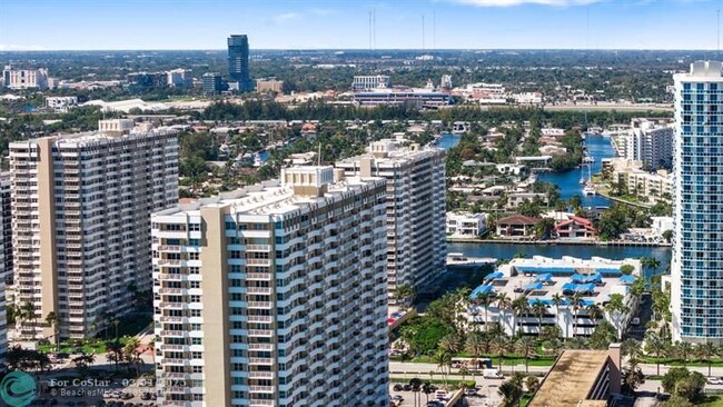 Building Photo - 1950 S Ocean Dr