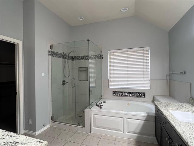 Building Photo - 5920 Rosebud Dr