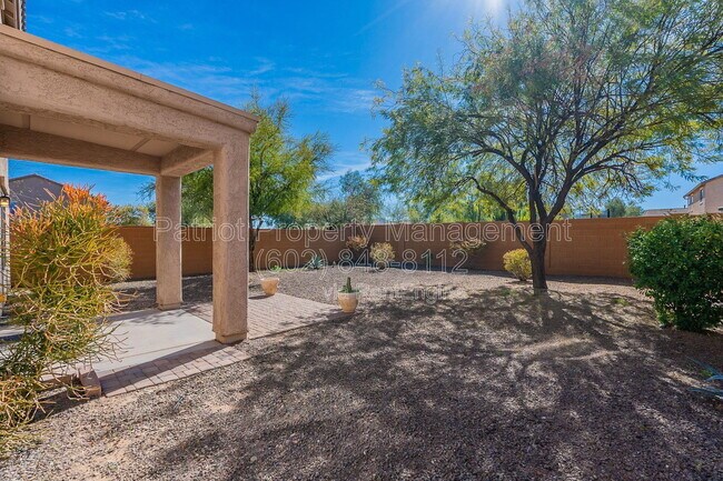 Building Photo - 26043 W Potter Dr