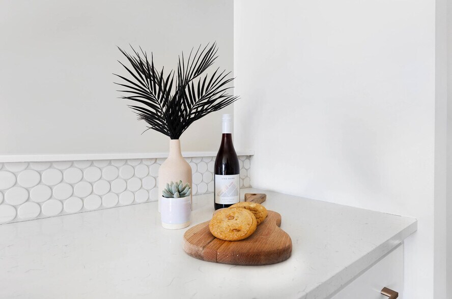 Building Photo - 915 Ramsey St