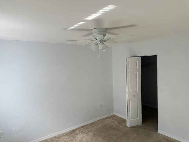 Building Photo - 4179 N Haverhill Rd