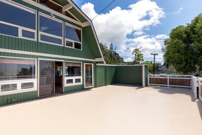 Building Photo - 64-660-660 Puu Olu Pl