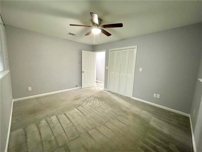 Building Photo - 1507 E 25th St