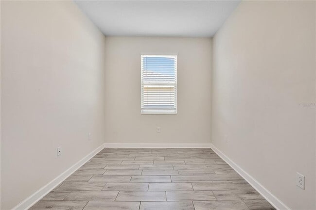 Building Photo - 223 Bergamot Lp