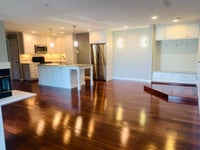 Building Photo - 20 Greystone Ct