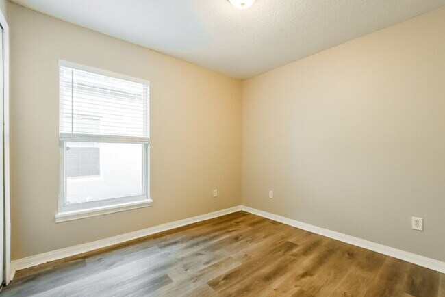 Building Photo - 2757 Amaya Terrace