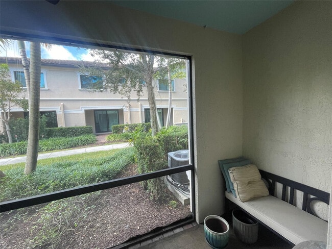 Building Photo - 4214 N Dixie Hwy