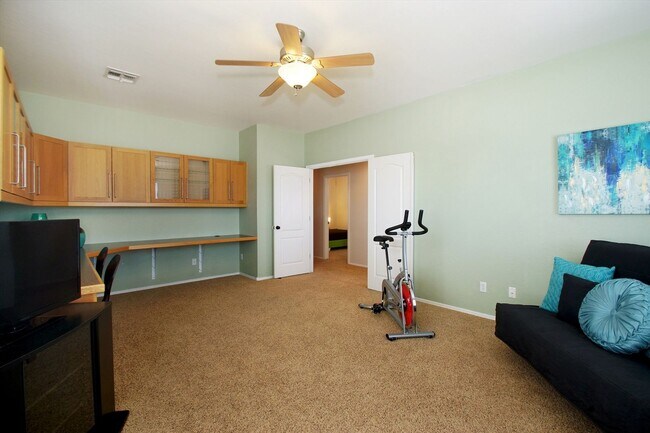 Building Photo - 4 Bedroom Furnished Gilbert Home