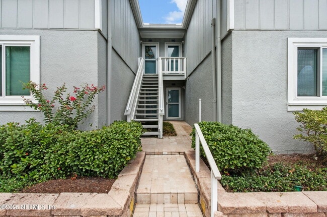 Building Photo - 603 Summer Pl