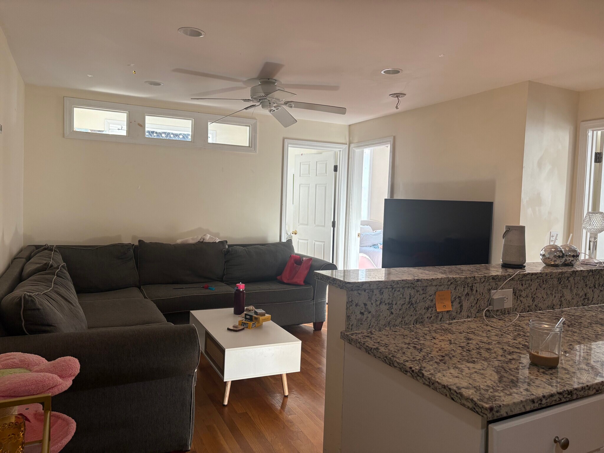 Building Photo - 60 Egmont St