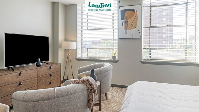 Building Photo - 2308 4th Ave N