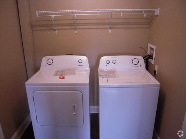 Washer/Dryer - Suites of Larue