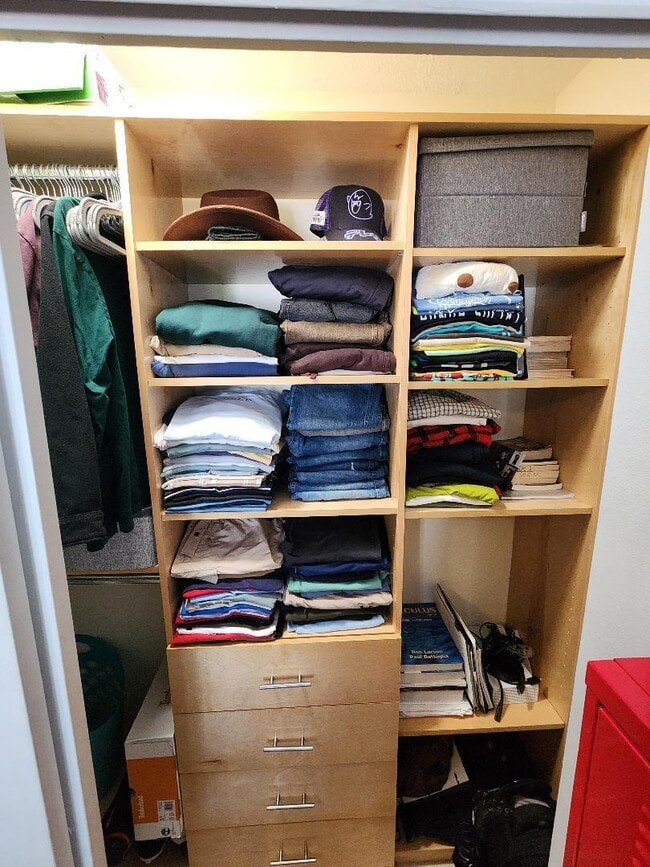 Building Photo - 3760 NW 19th St