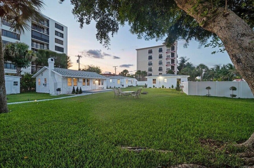 Building Photo - 2317 N Ocean Blvd